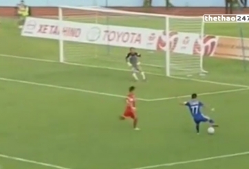 VIDEO: Tú 'ngựa' tái hiện pha ngoặt bóng ghi bàn kỹ thuật của Januzaj