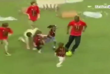 VIDEO: Pha xoạc bóng khó tin của con trai Paolo Maldini khi mới 5 tuổi