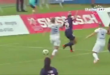 VIDEO: Cú đúp siêu phẩm như Ibrahimovic của nữ cầu thủ PSG
