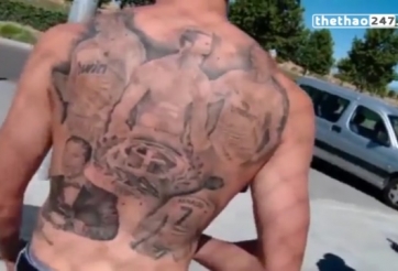 VIDEO: Fan cuồng khoe 5 hình xăm Ronaldo trên lưng