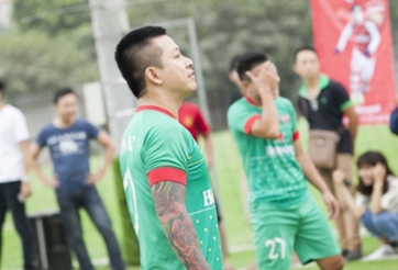 Tuấn Hưng ghi bàn giúp HAT nối dài mạch chiến thắng