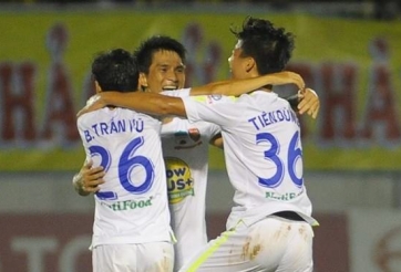 Video bàn thắng: HAGL 3-1 SLNA (Vòng 22 V-League 2015)