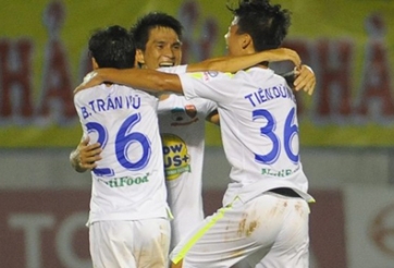 HAGL thắng trận: Tân HLV kể công thầy 'Giôm', bầu Đức thưởng đậm