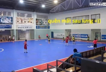 VIDEO: Cái kết của việc mải chỉ đạo đồng đội mà quên nhiệm vụ của mình