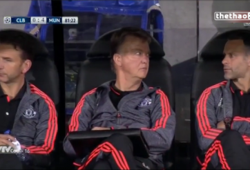 VIDEO: Phản ứng hài hước của HLV Van Gaal trước cú sút pen thảm họa của Chicharito
