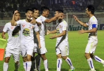 VIDEO: 3 bàn thắng dễ dàng đến khó hiểu của HAGL trước Hà Nội T&T