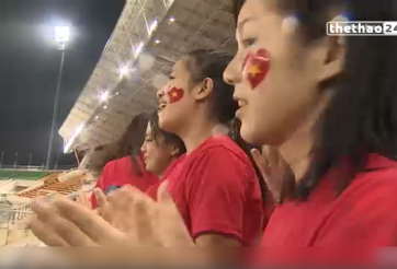 VIDEO: U19 Việt Nam được CĐV nhà tiếp lửa ấn tượng trên đất Lào