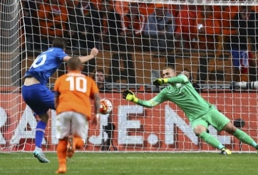 Video bàn thắng: Hà Lan 0-1 Iceland (Vòng loại Euro 2016)