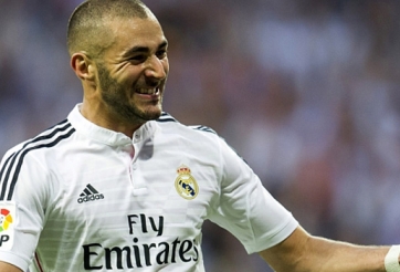 Benzema xát muối vào nỗi đau của Arsenal
