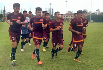 HLV U19 Việt Nam không hài lòng về VFF