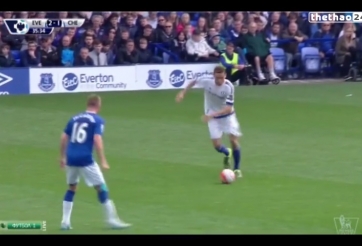 VIDEO: Nemanja Matic lập siêu phẩm sút xa vào lưới Everton