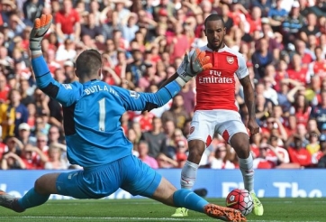 Video bàn thắng: Arsenal 2-0 Stoke City (Vòng 5 Ngoại hạng Anh)