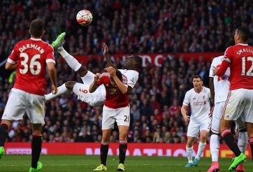 VIDEO: Tốp 5 bàn thắng đẹp nhất vòng 5 Ngoại hạng Anh