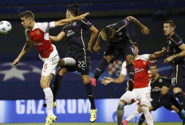 Video bàn thắng: Dinamo Zagreb 2-1 Arsenal