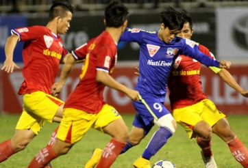Vòng 26 V-League2015: HAGL tiếp tục bị các nhà đài ‘bỏ rơi’