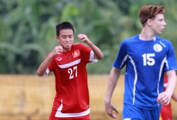 VIDEO: Cầu thủ U16 Việt Nam tái hiện pha ăn mừng của Ronaldo