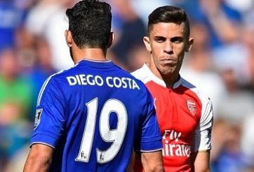 Hình ảnh cho thấy hậu vệ của Arsenal đã 'dính bẫy' Diego Costa