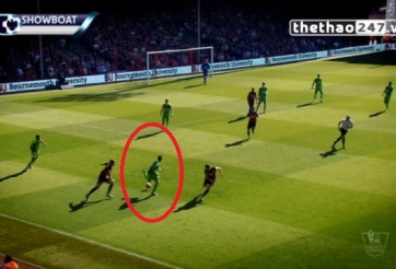 VIDEO: Những pha xử lý ngẫu hứng ở vòng 6 Ngoại hạng Anh