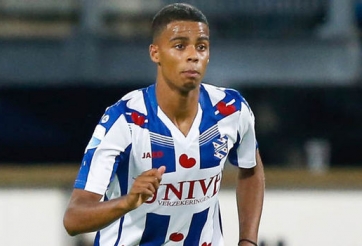 VIDEO: Jerry St. Juste - Hậu vệ tuổi teen được MU nhắm thay Luke Shaw