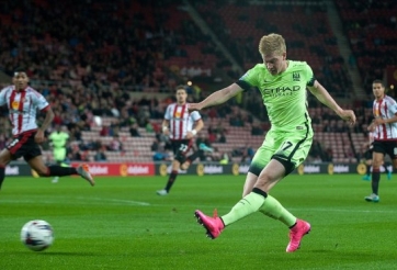 VIDEO: Pha ghi bàn ở góc sút siêu hẹp của De Bruyne