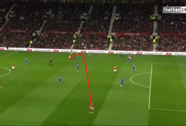 VIDEO: Pha khống chế bóng như dính nam châm của Juan Mata