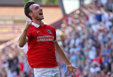 MU tìm được người thay Shaw, tiếp tục chiêu mộ tiền đạo