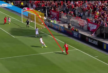 VIDEO: Pha vẩy má ngoài ghi bàn từ góc siêu hẹp tại MLS