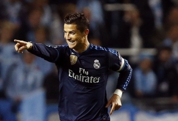 VIDEO: Tỏa sáng với cú đúp, Ronaldo chạm cột mốc ghi bàn lịch sử