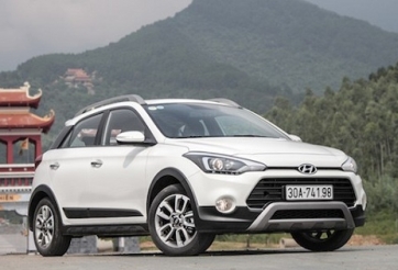 Đánh giá Hyundai i20 Active giá 619 triệu đồng
