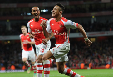 Arsenal trả giá đắt cho chiến thắng trước Man Utd