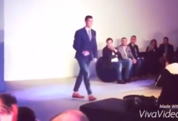 VIDEO: Ronaldo đích thân làm người mẫu ra mắt thương hiệu giày CR7