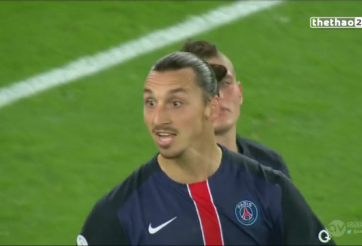 VIDEO: Thủ môn 'phũ phàng' ngăn không cho Ibrahimovic ăn mừng