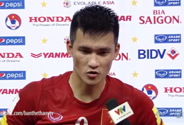 VIDEO: Công Vinh xin lỗi người hâm mộ cả nước vì không thắng Iraq