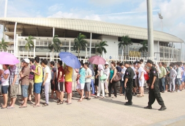 Cháy vé mệnh giá thấp trận đấu Việt Nam gặp Thái Lan