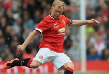 VIDEO: Paul Scholes sút xa ghi bàn thần thánh ở tuổi 41