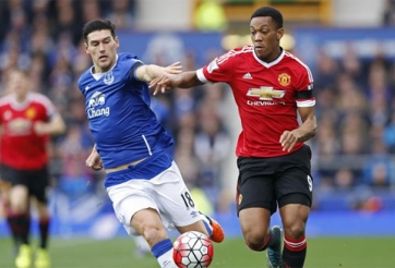 VIDEO: Pha độc diễn ấn tượng của Anthony Martial trước hàng phòng ngự Everton