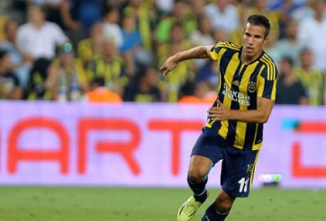 VIDEO: Siêu phẩm sút phat đẳng cấp của Van Persie ở giải VĐQG Thổ Nhĩ Kỳ