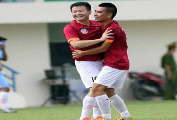 Văn Quyến đối đầu Quốc Vượng ở tứ kết Sudico Cup 2015