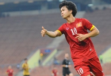 VIDEO: Những pha bóng của Công Phượng khiến CLB Mito Hollyhock mê mẩn