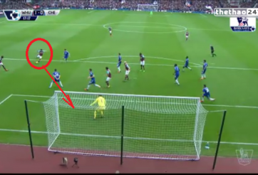 VIDEO: Zarate mở tỷ số sau cú sút trái phá vào lưới Chelsea