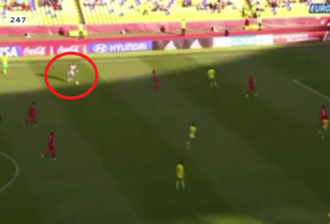 VIDEO: Pha dâng cao ăn đứt Neuer của thủ môn ở giải U17 thế giới