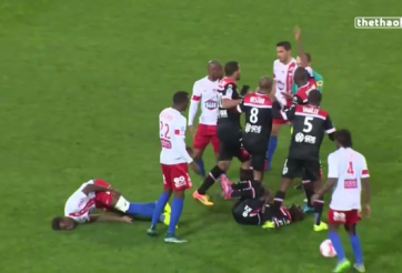 VIDEO: Cái kết bất ngờ cho đội diễn sâu