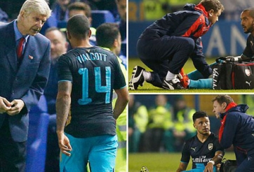 Arsenal đón hung tin từ Walcott và Chamberlain