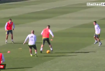 VIDEO: Xem Ramos biến Pepe thành 'gã hề' trên sân tập Real