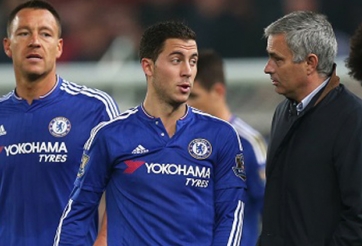 Jose Mourinho bị học trò bán đứng?