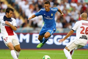 VIDEO: Pha solo đẳng cấp của Mesut Ozil thời còn 'mê sút'