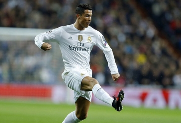 Real Madrid vất vả đánh bại PSG trên sân nhà