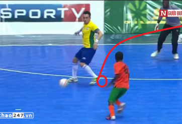 VIDEO: Huyền thoại Falcao lại ghi bàn siêu đẳng trên sân futsal