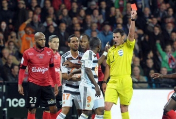 VIDEO: Xuất hiện tiền đạo nóng tính không kém Ibrahimovic ở Ligue 1