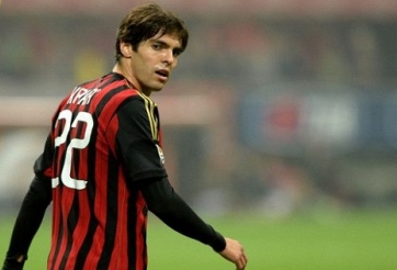 Kaka được mời sang Barcelona